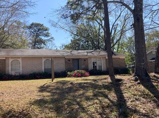 1829 Gill Rd, Mobile, AL 36605