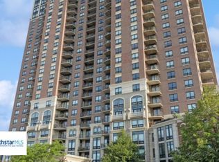 500 E Grant St #19, Minneapolis, MN 55404