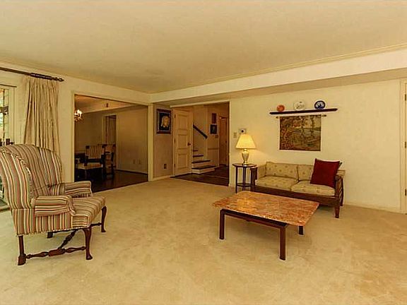 5th image of 4952 Windridge Dr