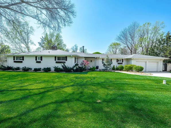 9 W Rolling Hills Dr, Wichita, KS 67212
