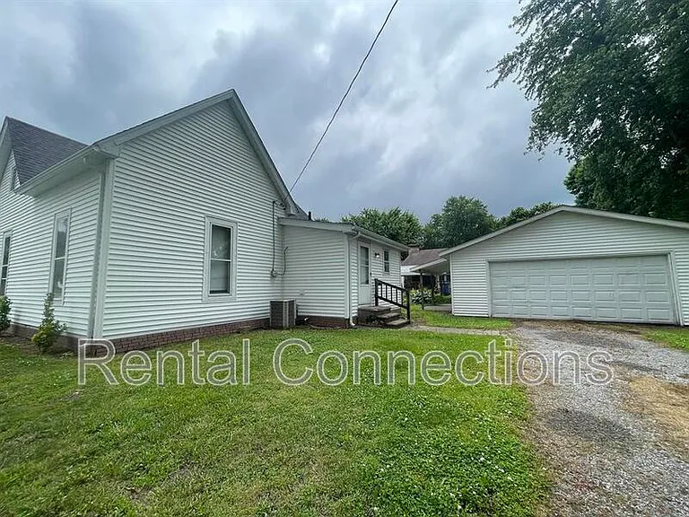 402 S Bentley St — Photo 11