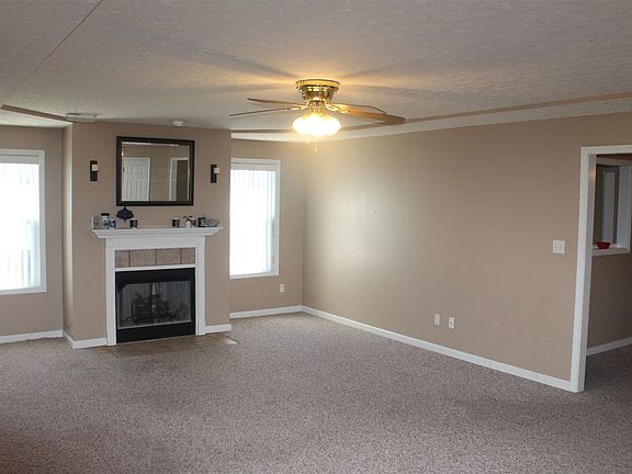 2nd image of 223 Wilmington Ct