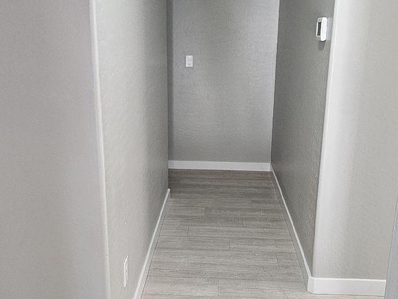 3rd image of 45630 W Guilder Ave