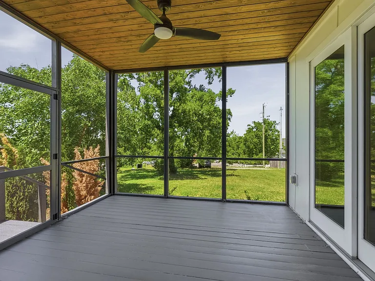 426 Patterson St — Photo 4