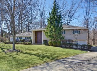 20765 Saratoga Dr, Fairview Park, OH 44126