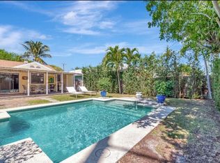 528 N Palmway, Lake Worth, FL 33460