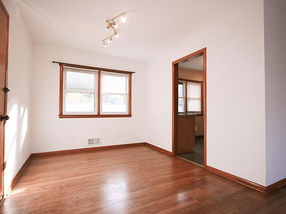4th image of 5235 Hardy St