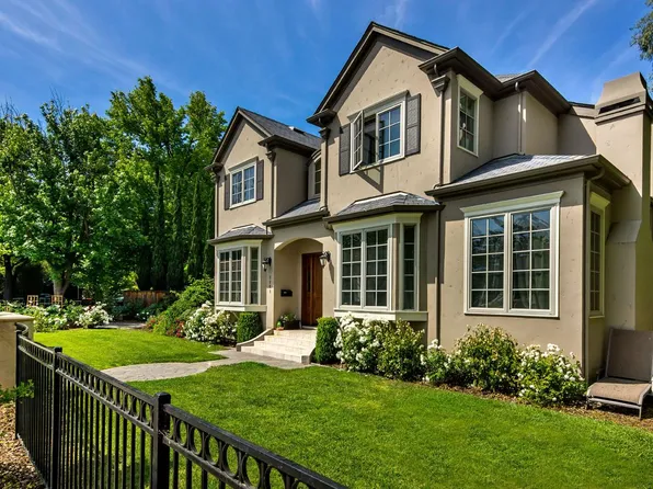 2261 Saint Francis Dr, Palo Alto, CA 94303