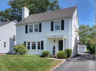 2465 Channing Rd, University Heights, OH 44118