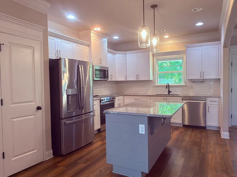 4050 Stowe Dr — Photo 9