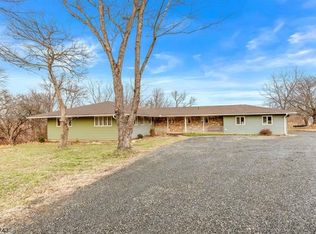 158 Old Turnpike Rd, Tewksbury Township, NJ 07830