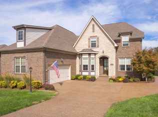 131 Ervin St, Hendersonville, TN 37075