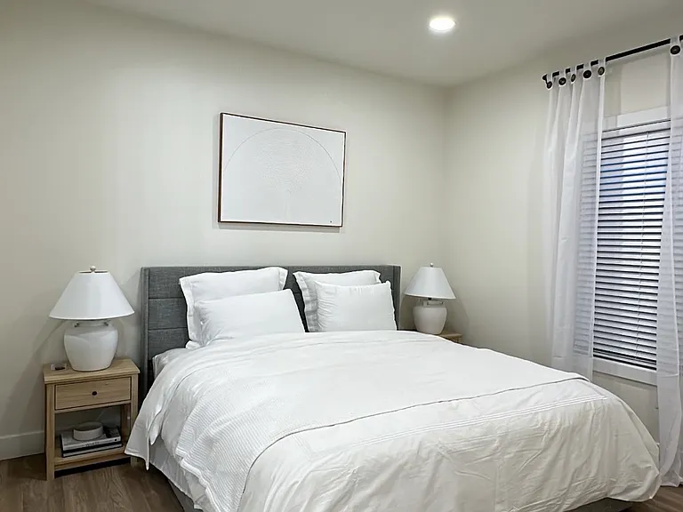 3800 Cambridge Dr #713 — Photo 8