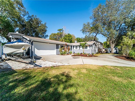 2nd image of 6608 Fairway Dr