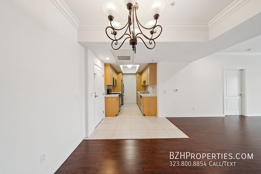 1st image of 3328 1/2 S Oakhurst Ave #205