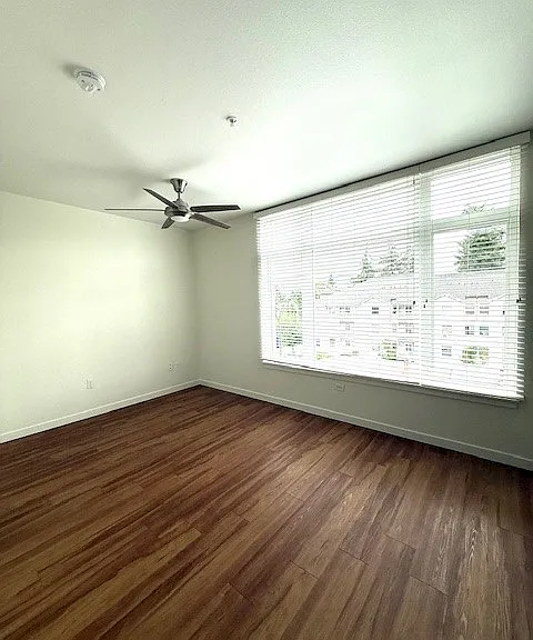 East Burnside Apartments — Photo 9