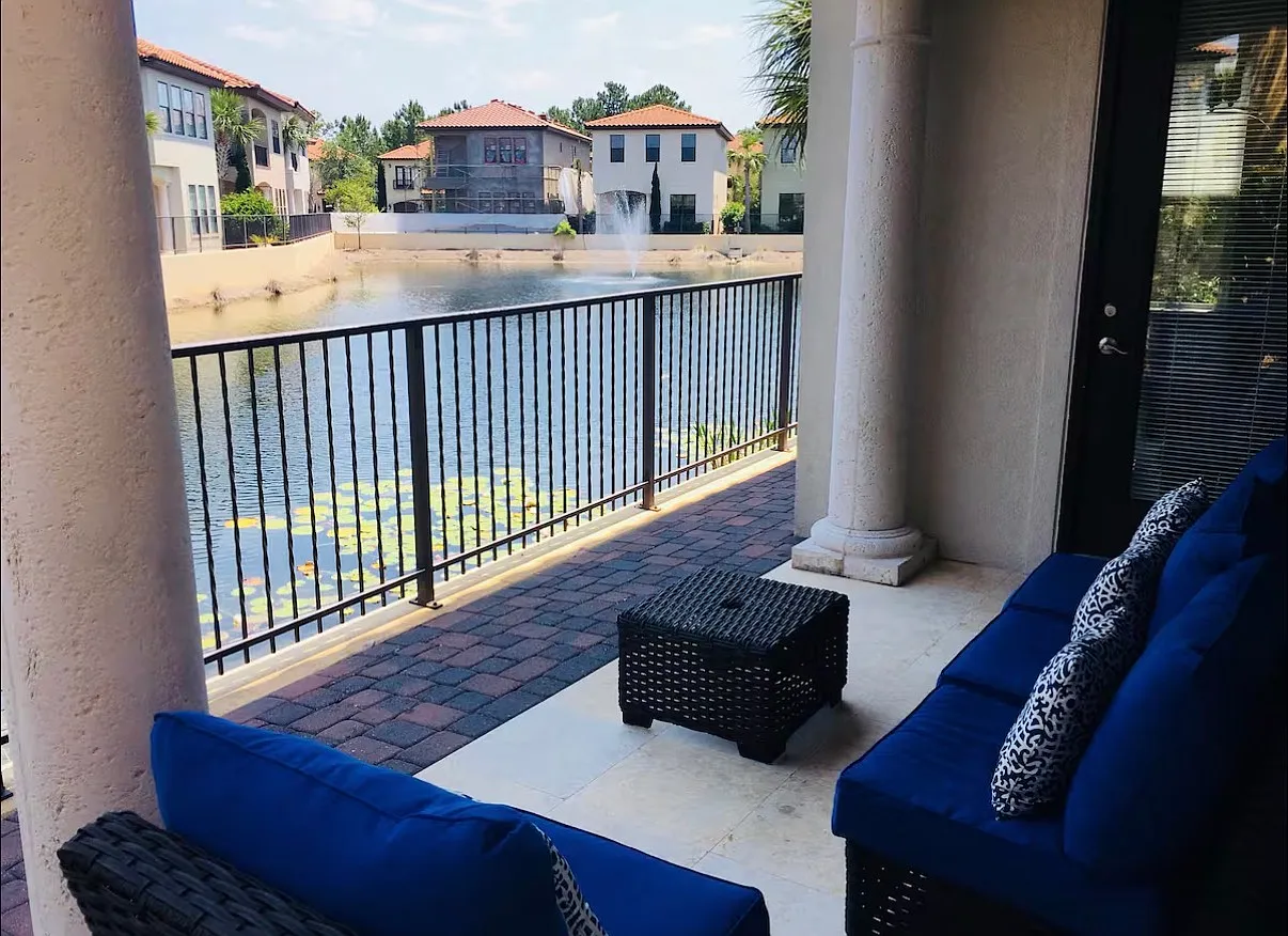 4 bed, 3.5 bath, 2318 sqft, $5,000 — Photo 4
