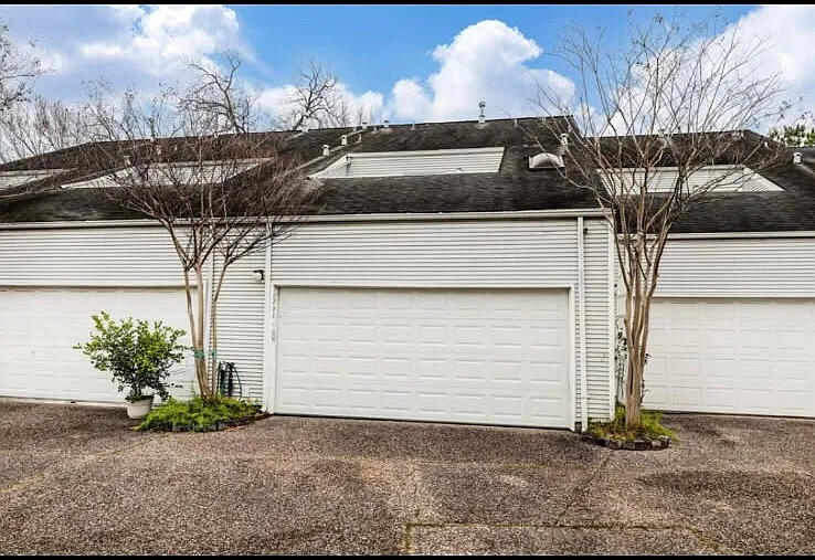 1236 Jackson Blvd — Photo 17