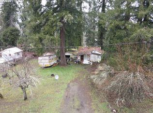 903 Gilbert Ave, Glendale, OR 97442