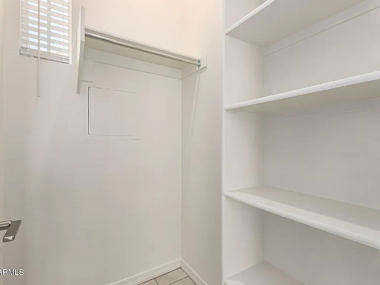 1535 E Dublin St — Photo 30