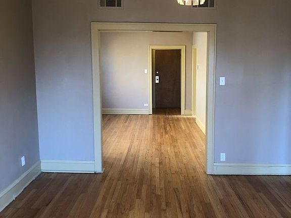 5th image of 4048 W Kamerling Ave #2F