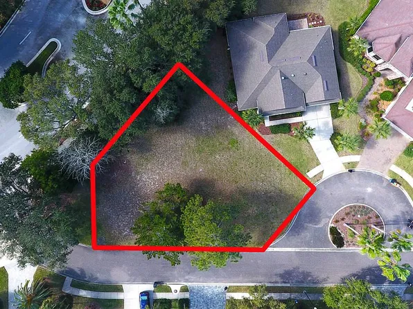 4 Sand Pine Dr, Palm Coast, FL 32137