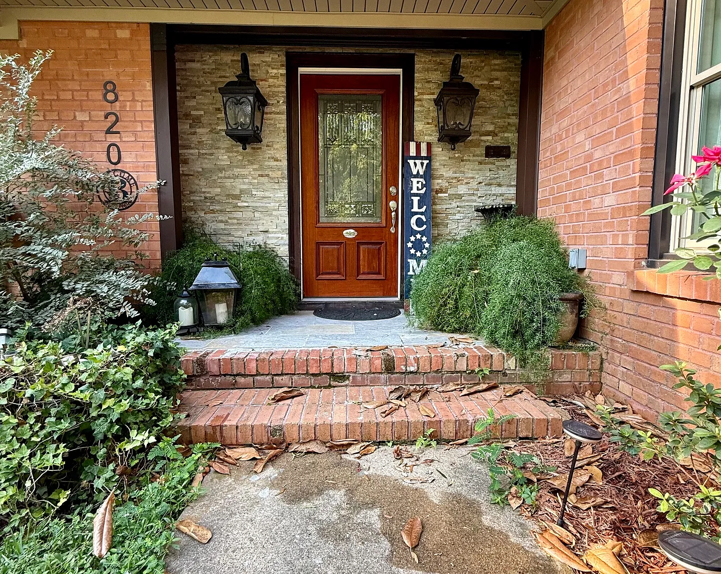 3 bed, 3000 sqft, $2,500 — Photo 2