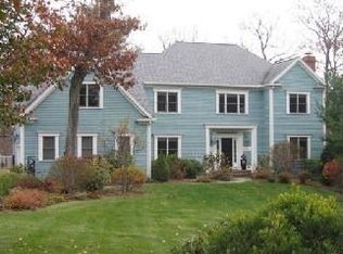 62 Algonquian Dr, Natick, MA 01760
