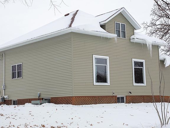 4th image of 520 3rd St