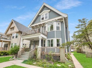 3234 N Oakland Ave #3236, Milwaukee, WI 53211
