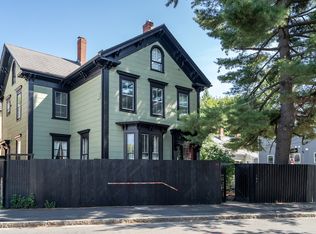 102 River St #2, Cambridge, MA 02139
