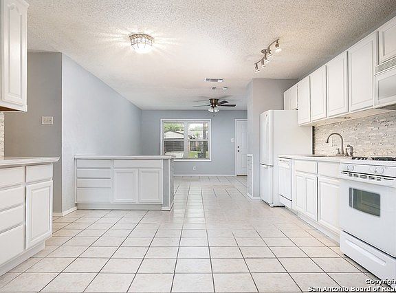 5th image of 13607 Primwood St