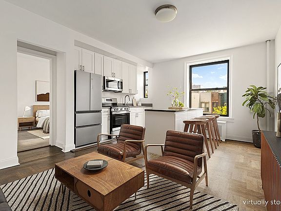2nd image of 80 Winthrop St APT U3