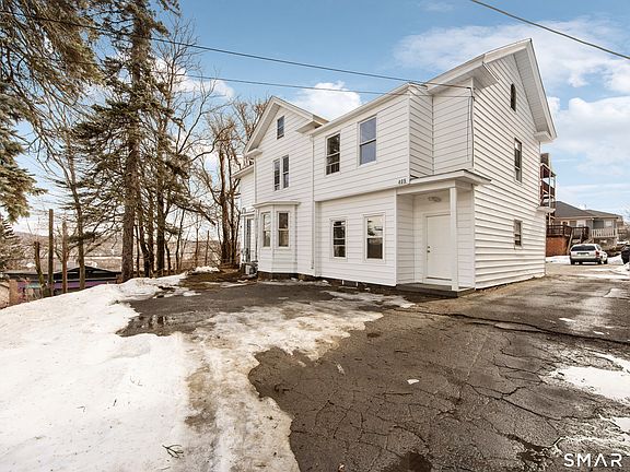 2nd image of 465 Washington Avenue