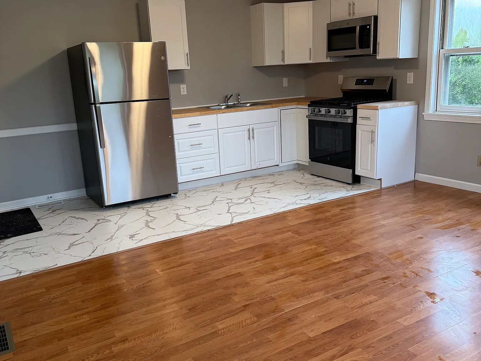 1 bed, 750 sqft, $1,050 — Photo 3