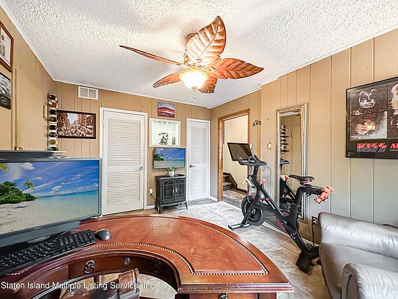 3rd image of 89 Dawson Ct