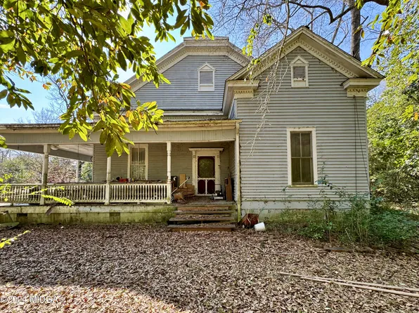 29 N Sumter St, Reynolds, GA 31076