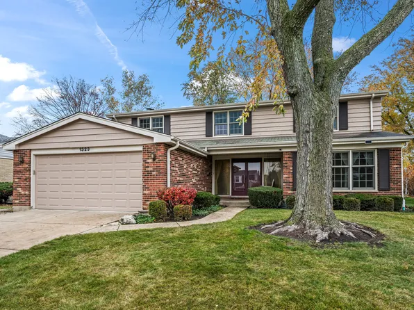 1323 S Kaspar Ave, Arlington Heights, IL 60005