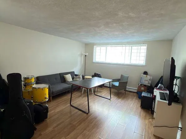 88 Gardner St #2B, Allston, MA 02134
