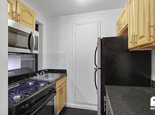 336 W 49th St #3WR, New York, NY 10019