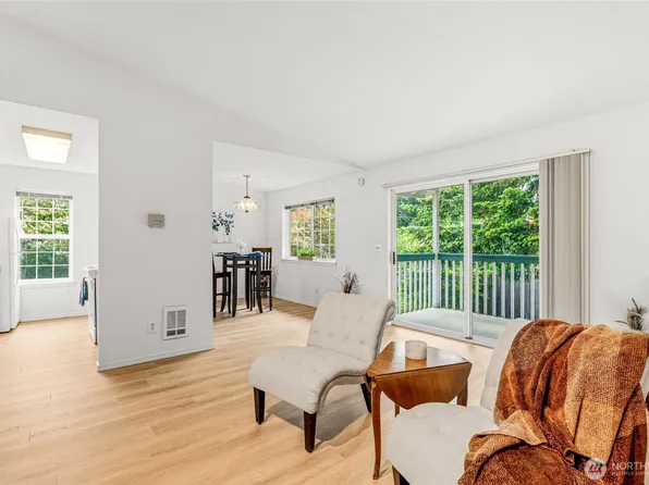 1830 S 336th Street #A201, Federal Way, WA 98003