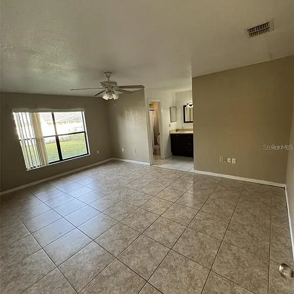 913 San Rafael Way — Photo 2