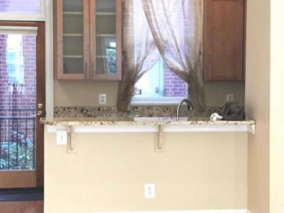 Breakfast bar