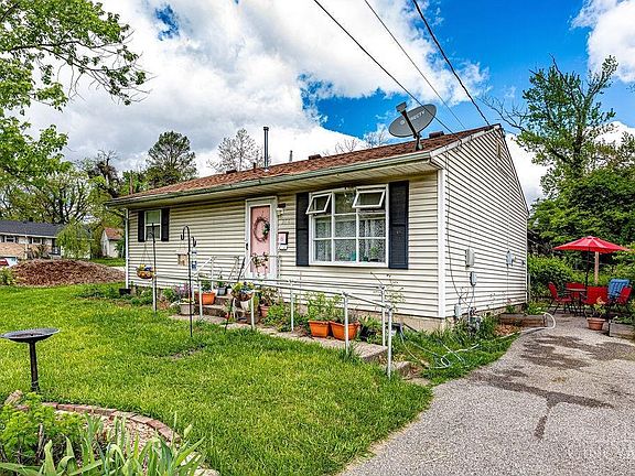 2nd image of 2601 Firtree Ct