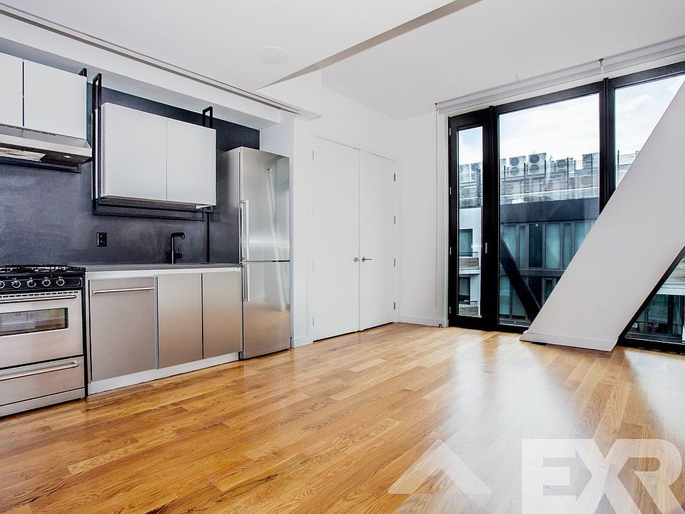 1st image of 54 Noll St APT 752