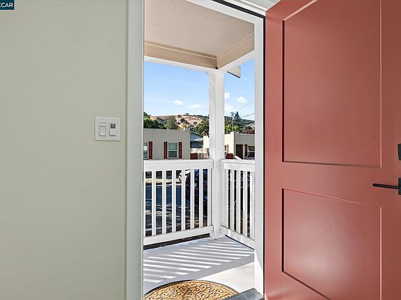 5th image of 2021 Castro St