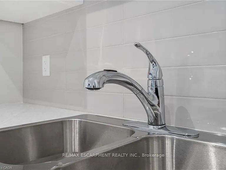 305 Garner Rd W #39 — Photo 15