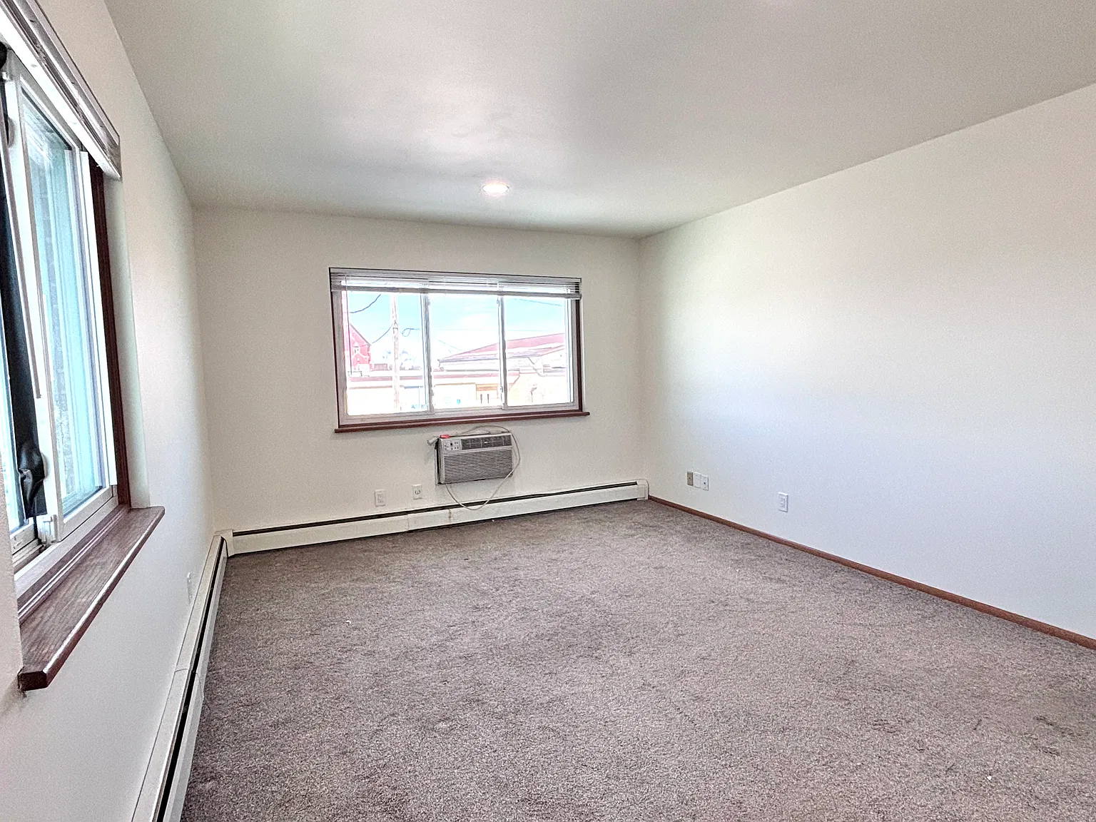 1 bed, $900 — Photo 4