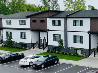 4263 4th Ave #722, Niagara Falls, ON L2E0C2