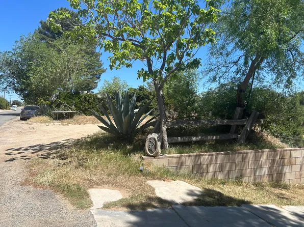 4830 Columbia Way, Quartz Hill, CA 93536